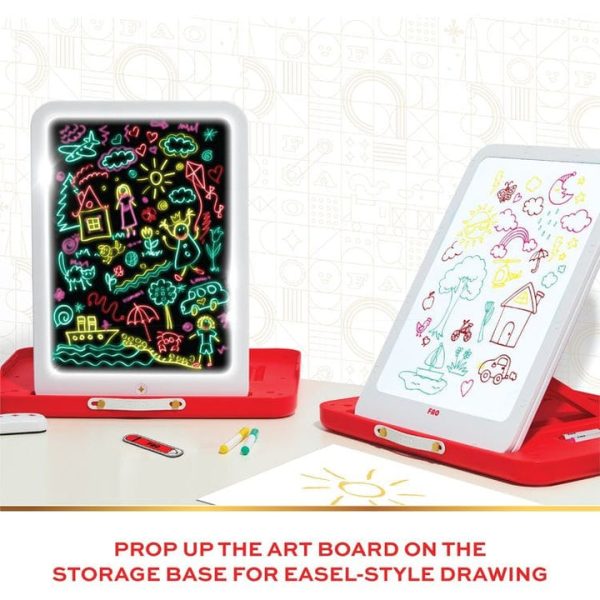 fao-schwarz-creativity-glow-go-easel-3-in-1-32368863608919_720x-5