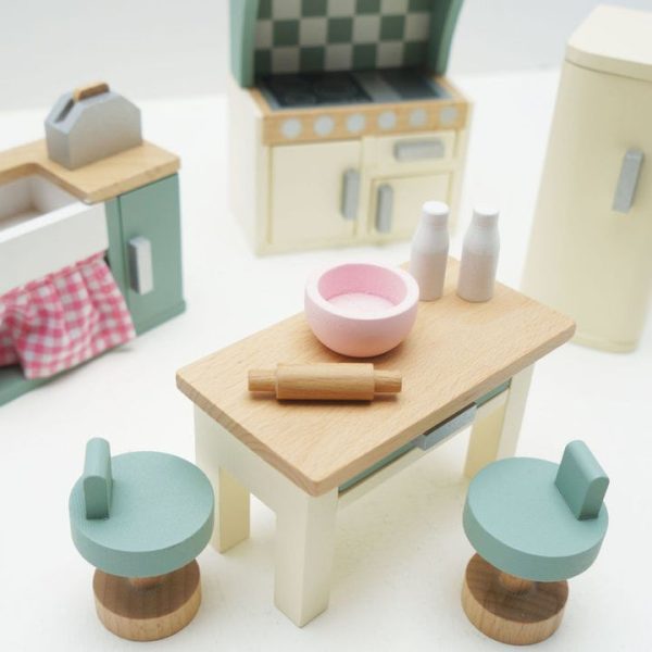le-toy-van-dolls-wooden-dolls-house-20-piece-kitchen-furniture-set-32562613321815_720x-2