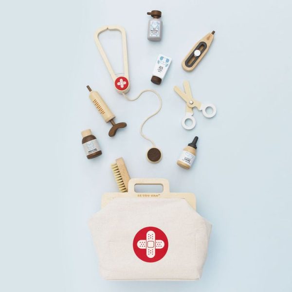 le-toy-van-preschool-10-piece-animal-vet-pretend-play-set-1153095534_720x-4