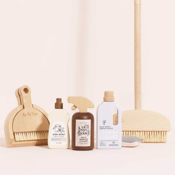 le-toy-van-preschool-7-piece-eco-friendly-wooden-cleaning-set-32562597920855_720x-3