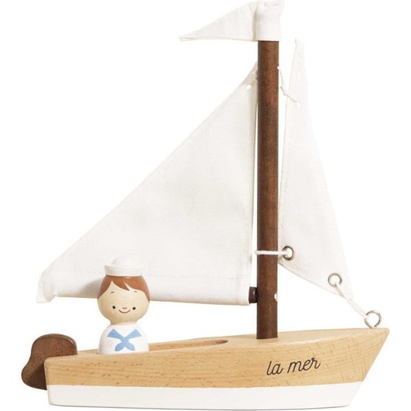 le-toy-van-preschool-wooden-sailing-boat-captain-32563049889879_720x-9