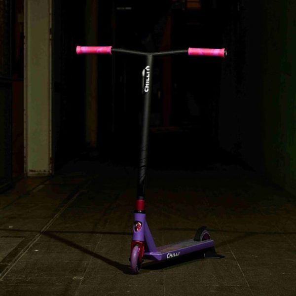 micro-kickboard-outdoor-chilli-critter-scooter-purple-octopus-32481369784407_720x-4