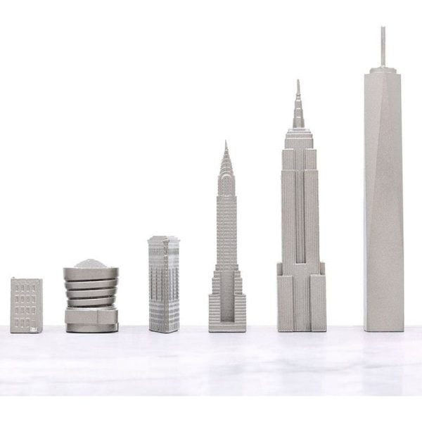 skyline-chess-games-new-york-edition-stainless-steel-chess-set-with-wood-map-board-31579734835287_720x-4