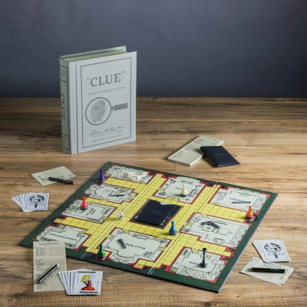 ws-game-company-games-clue-vintage-bookshelf-edition-28896789463127_720x-5